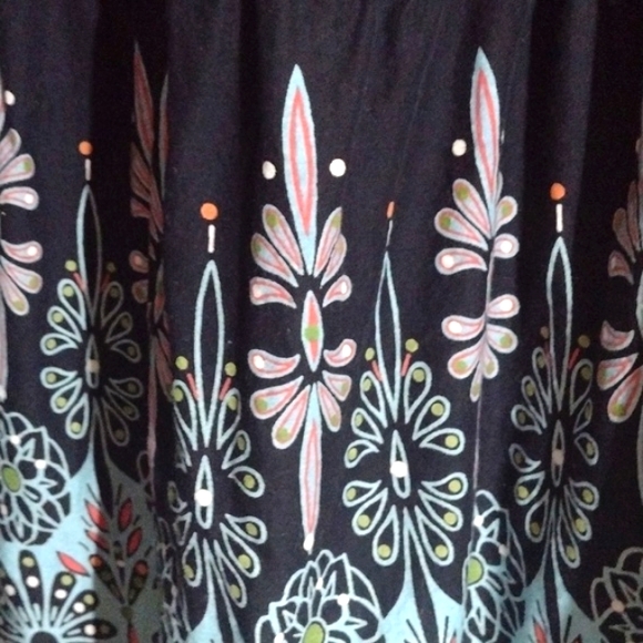 Kim Rogers 1X Bottom Print Skirt - Picture 2 of 3